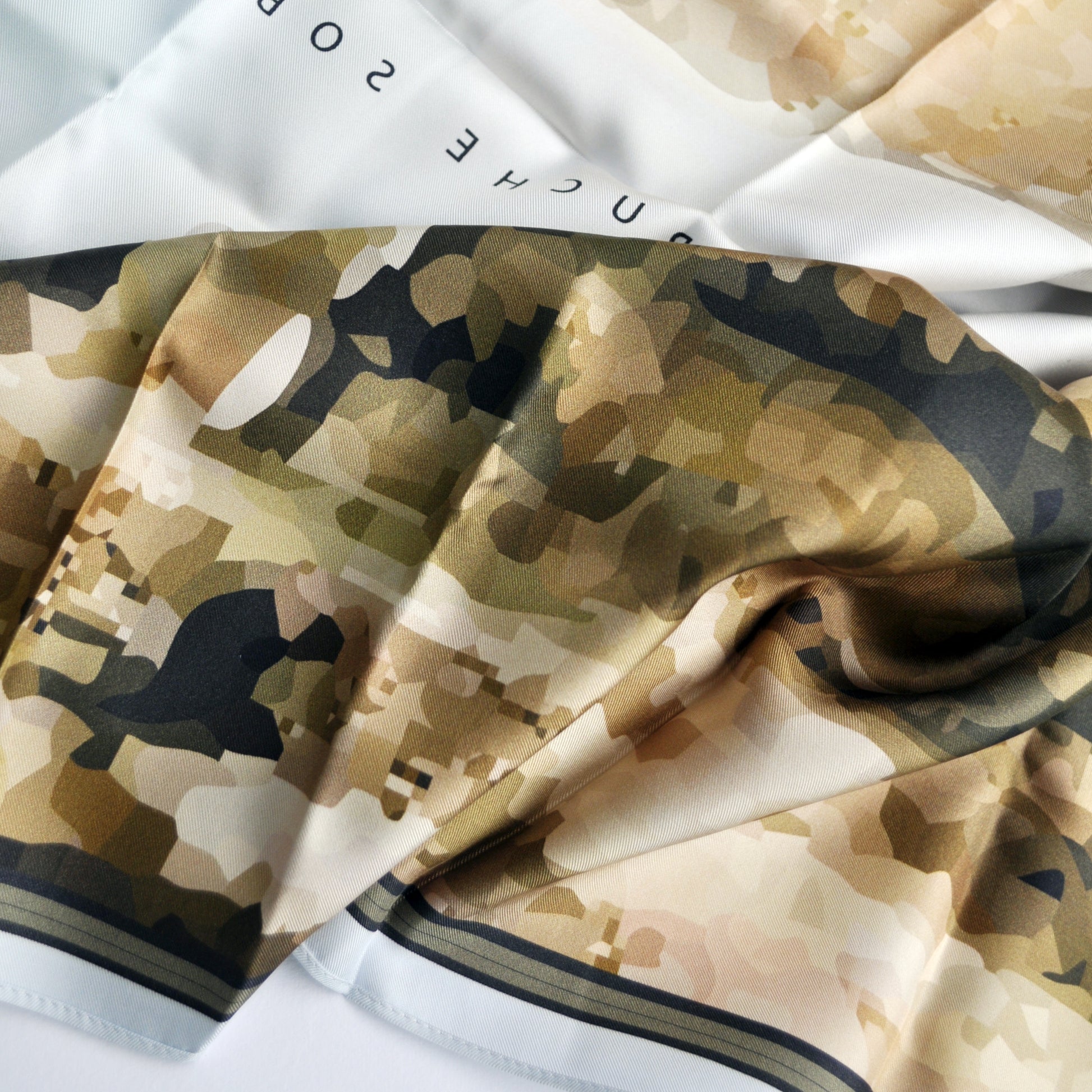 Bufanda Seda Ayüwün Ruka